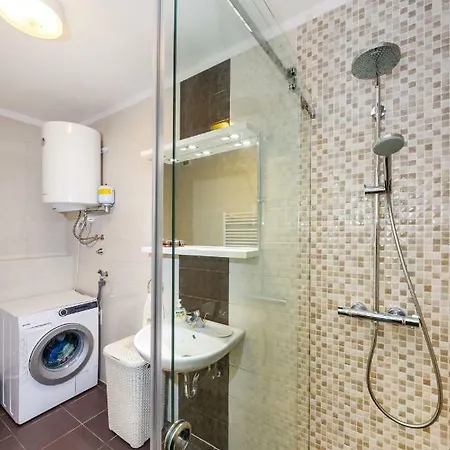 Klarin Apartment *